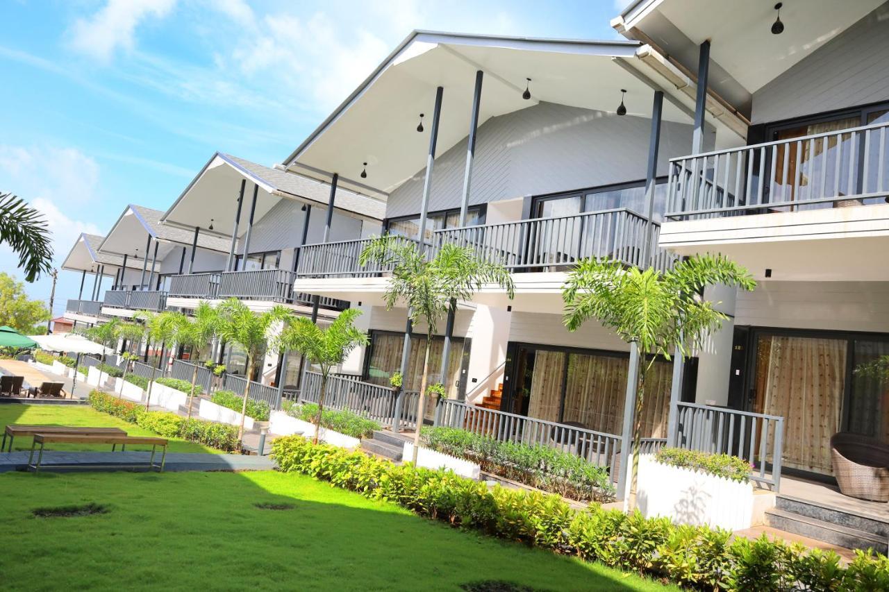 Oralia Resort Ashvem Beach Exteriör bild