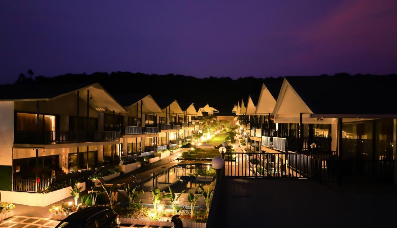 Oralia Resort Ashvem Beach Exteriör bild