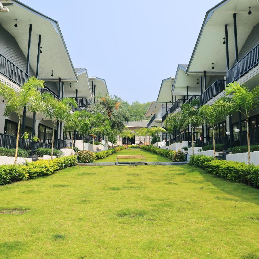 Oralia Resort Ashvem Beach Exteriör bild